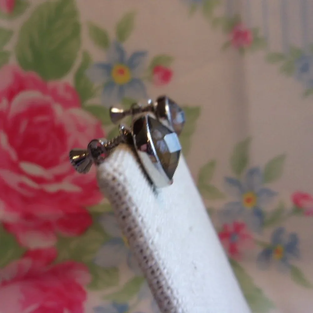 Brown Faceted Cabochon Silver Tone Clip Earrings Vintage 1980s